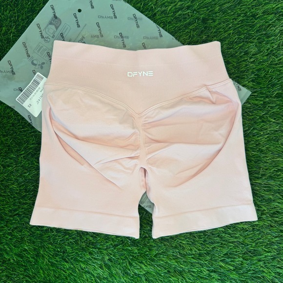 Dfyne Pants - Dfyne impact shorts 4.5" light rose pink extra small